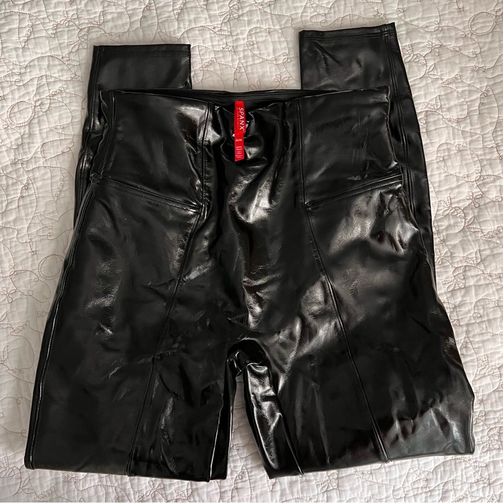 NWOT PETITE Spanx Patent Leather Leggings